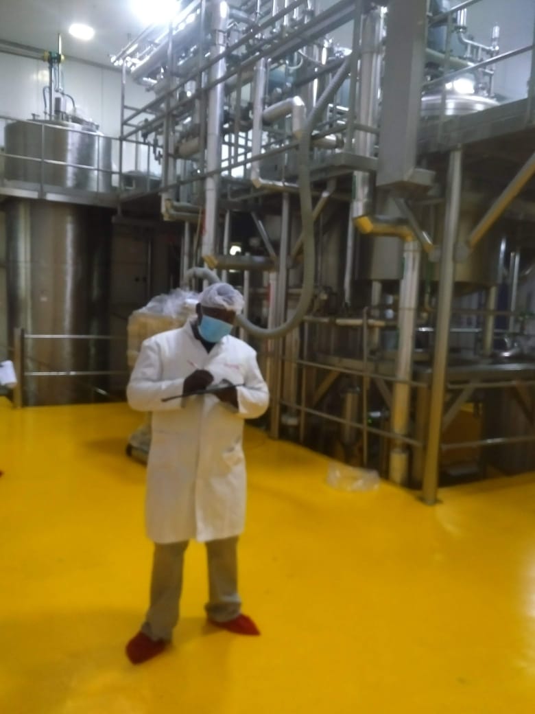 Checking and Inspecting Hydraulic Stackers